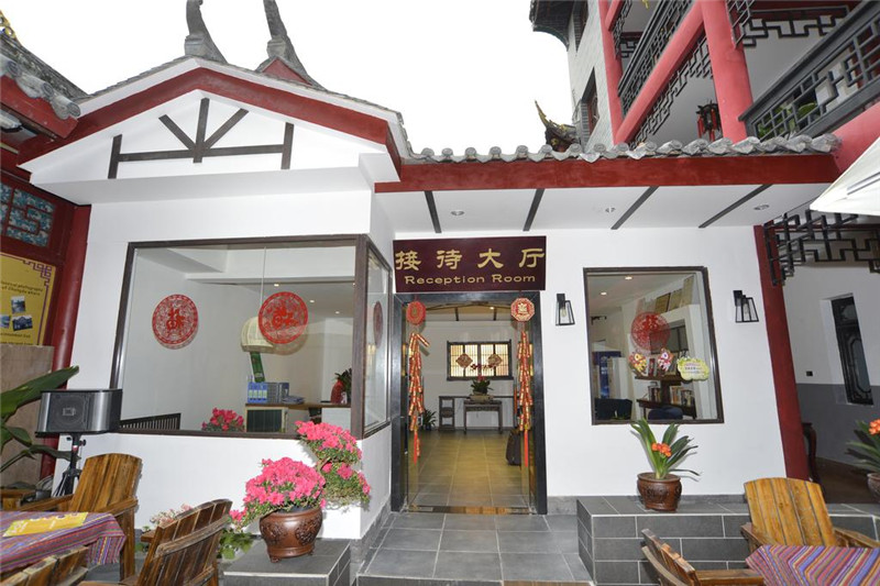 智尚酒店设计分享:成都梦之旅文君楼庭院酒店装修设计效果图_智尚设计